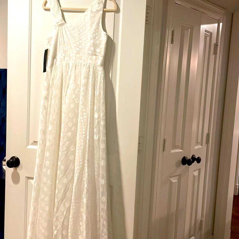 NWT Aidan Mattox floor-length dress